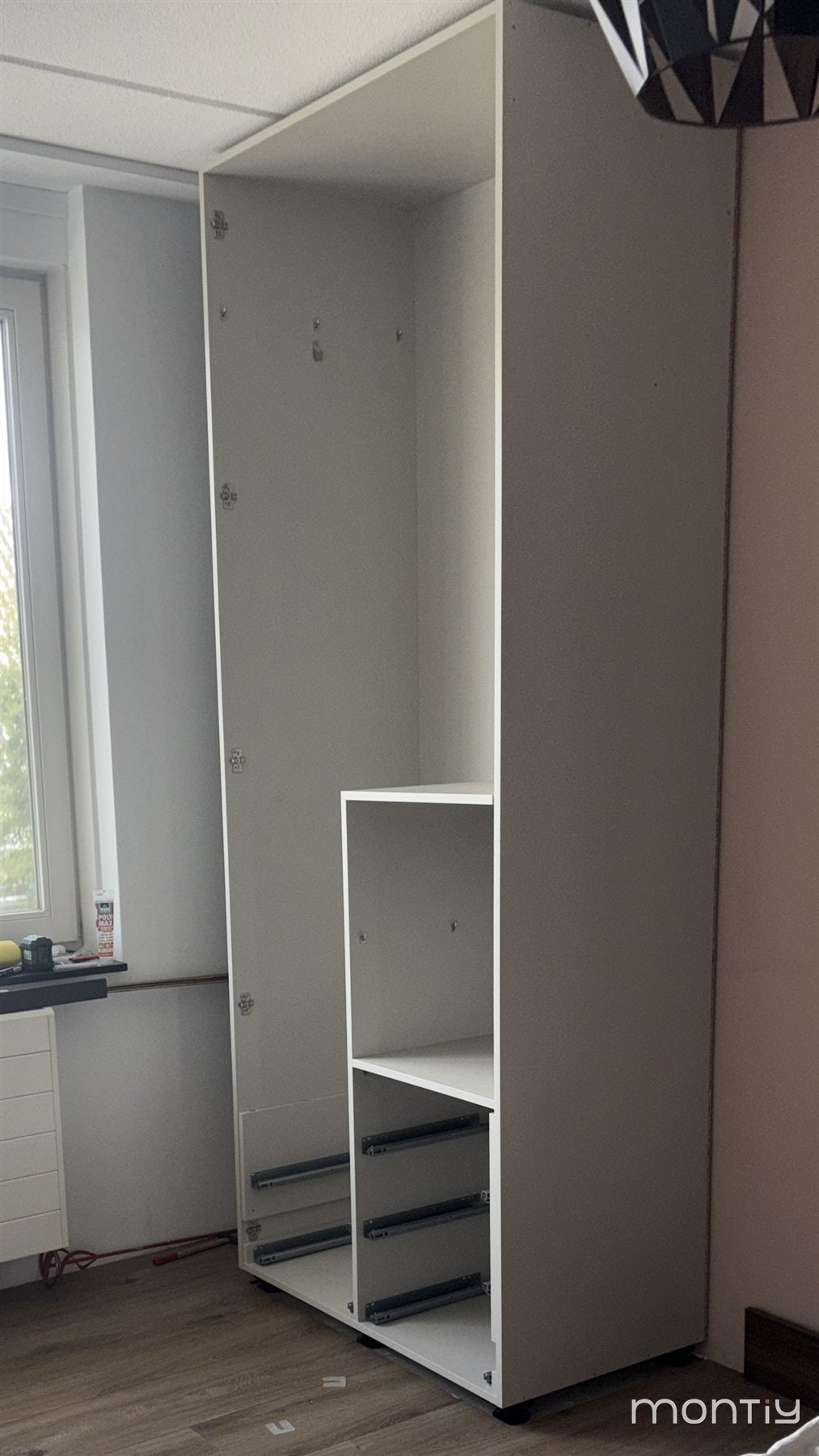 Inbouwkast in een nis